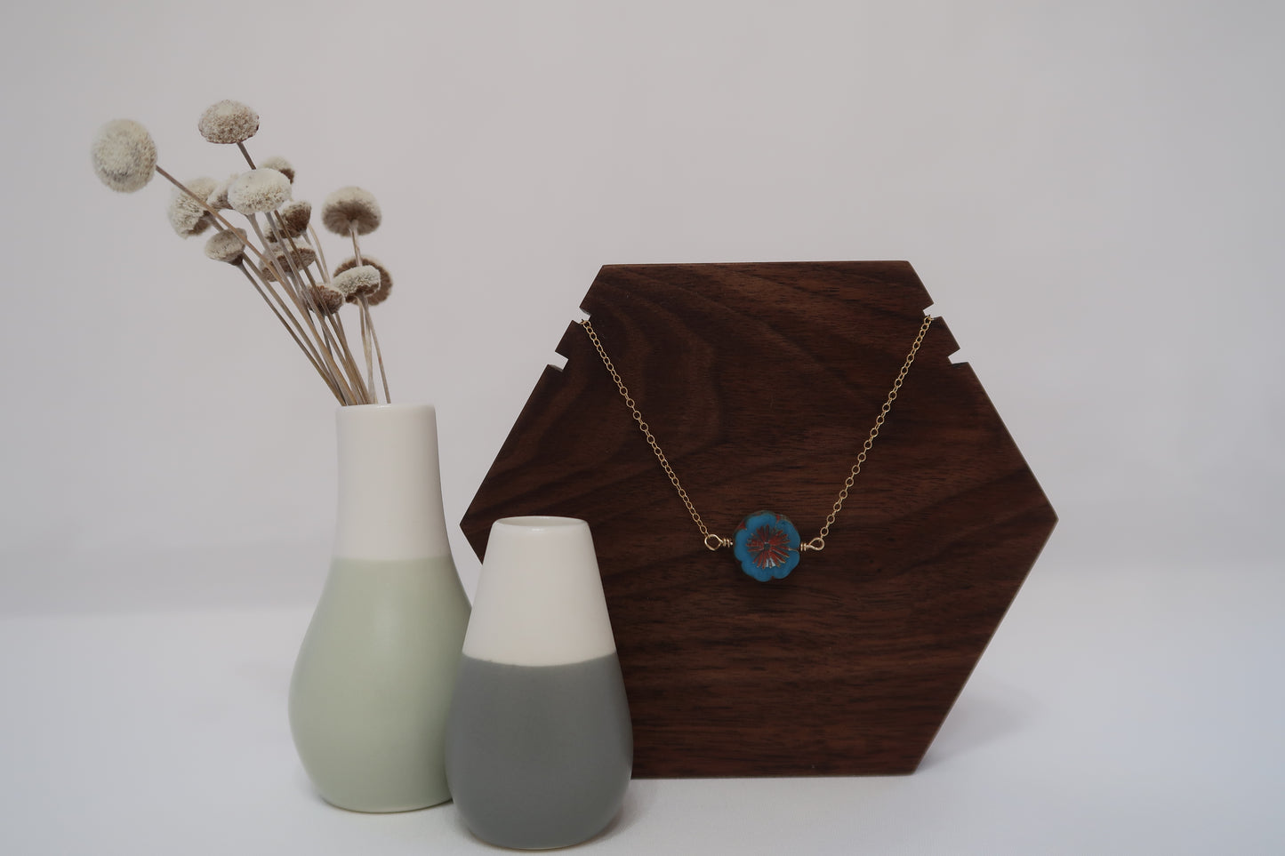 Flower Solitaire Necklace