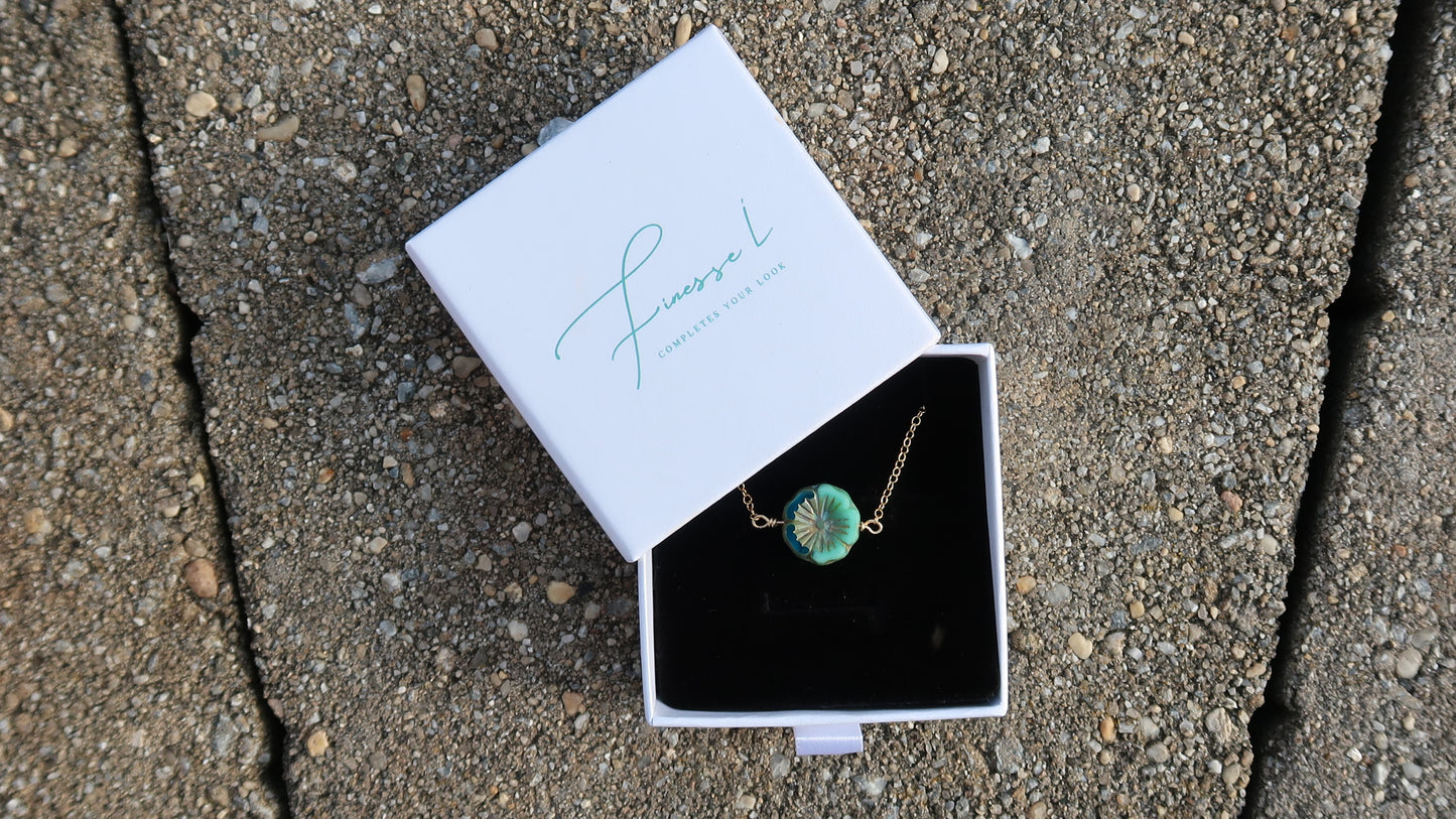 Flower Solitaire Necklace